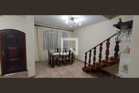 Sala de casa para alugar com 3 quartos, 200m² em Taquara, Rio de Janeiro