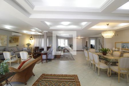 Sala de casa para alugar com 6 quartos, 990m² em Vila Jardim, Porto Alegre