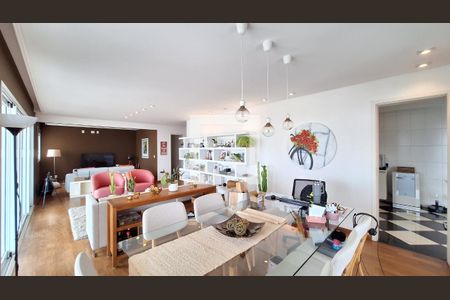 Sala de apartamento para alugar com 3 quartos, 223m² em Vila Romana, São Paulo