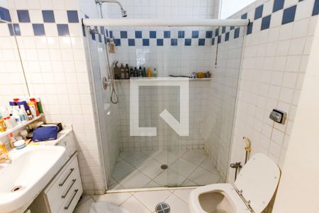 Banheiro da Suíte 1 de casa à venda com 4 quartos, 500m² em Vila Inah, São Paulo