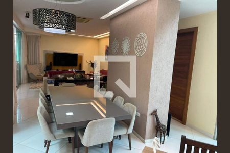 Casa à venda com 4 quartos, 458m² em Vargem Pequena, Rio de Janeiro