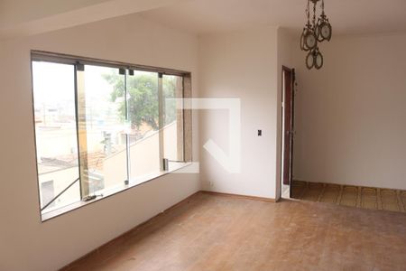 Sala de casa para alugar com 4 quartos, 130m² em Oswaldo Cruz, São Caetano do Sul