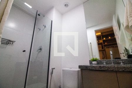 Banheiro de kitnet/studio à venda com 1 quarto, 24m² em Santo Amaro, São Paulo