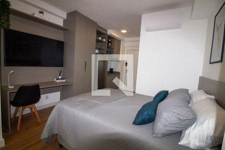 Sala / Quarto - Studio de kitnet/studio à venda com 1 quarto, 24m² em Santo Amaro, São Paulo