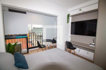 Sala / Quarto - Studio de kitnet/studio à venda com 1 quarto, 24m² em Santo Amaro, São Paulo