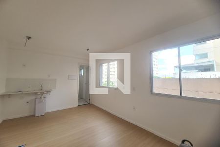 Sala/Cozinha de kitnet/studio para alugar com 1 quarto, 18m² em Vila Ema, São Paulo