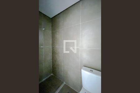 Banheiro de kitnet/studio à venda com 1 quarto, 20m² em Liberdade, São Paulo