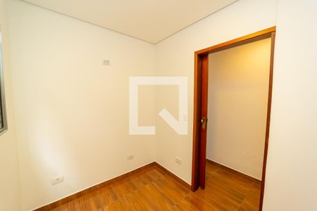 Quarto 1 de casa para alugar com 2 quartos, 38m² em Jardim Sao Nicolau, São Paulo