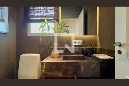 Lavabo de apartamento à venda com 2 quartos, 350m² em Alto de Pinheiros, São Paulo