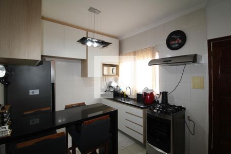 Sala / Cozinha de casa para alugar com 2 quartos, 155m² em Parque Peruche, São Paulo