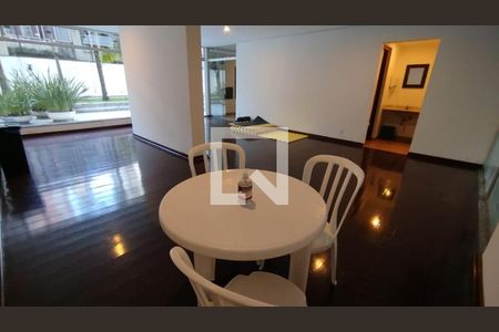 Apartamento à venda com 2 quartos, 163m² em Cerqueira César, São Paulo