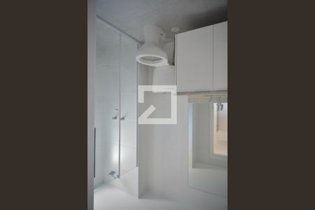 Banheiro da Suíte de apartamento para alugar com 2 quartos, 64m² em Parque das Nações, Santo André