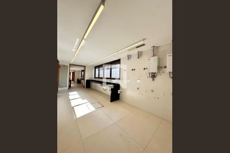 Casa à venda com 5 quartos, 1000m² em Barra da Tijuca, Rio de Janeiro