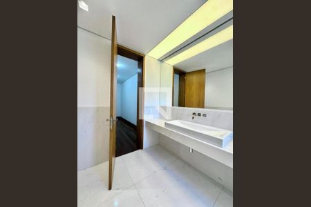 Casa à venda com 5 quartos, 1000m² em Barra da Tijuca, Rio de Janeiro