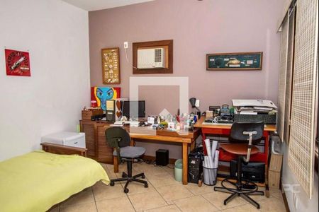 Casa à venda com 4 quartos, 250m² em Itanhangá, Rio de Janeiro