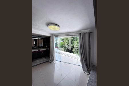 Casa à venda com 7 quartos, 800m² em Barra da Tijuca, Rio de Janeiro