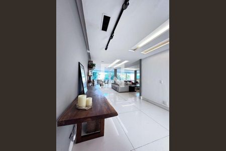 Casa à venda com 7 quartos, 800m² em Barra da Tijuca, Rio de Janeiro