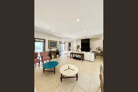 Casa à venda com 4 quartos, 612m² em Barra da Tijuca, Rio de Janeiro