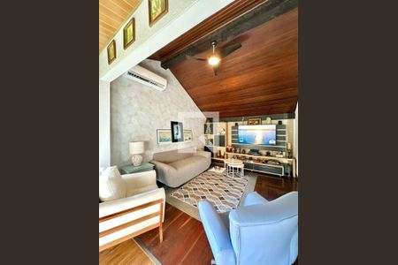 Casa à venda com 4 quartos, 612m² em Barra da Tijuca, Rio de Janeiro