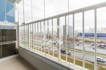 Varanda de apartamento para alugar com 1 quarto, 65m² em Vila Nilva, Barueri