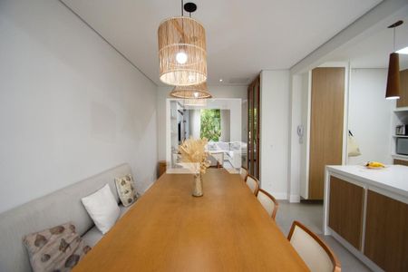 sala de jantar de casa à venda com 4 quartos, 200m² em Jardim Paulista, São Paulo
