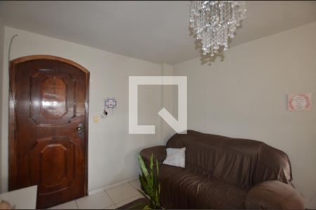 Sala de apartamento para alugar com 2 quartos, 50m² em Turiaçú, Rio de Janeiro