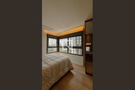 Quarto de apartamento à venda com 3 quartos, 142m² em Fonte do Morumbi, São Paulo