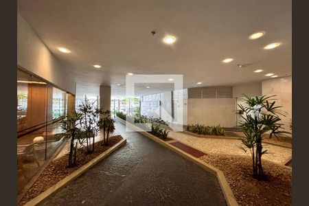 Portaria de apartamento para alugar com 3 quartos, 115m² em Leblon, Rio de Janeiro