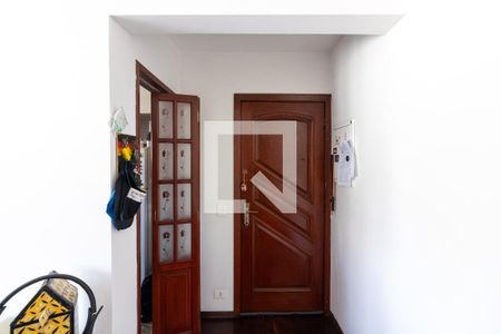 Hall de entrada de apartamento para alugar com 2 quartos, 50m² em Moema, São Paulo
