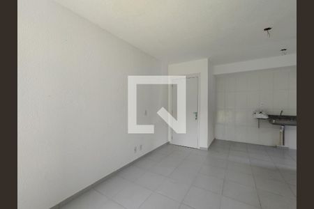 Sala de apartamento para alugar com 2 quartos, 88m² em Vargem Grande, Rio de Janeiro