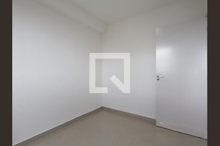 Quarto 1 de apartamento para alugar com 2 quartos, 32m² em Vila Suzana, São Paulo