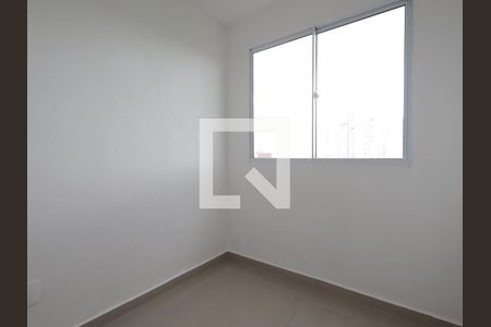 Quarto 2 de apartamento para alugar com 2 quartos, 32m² em Vila Suzana, São Paulo