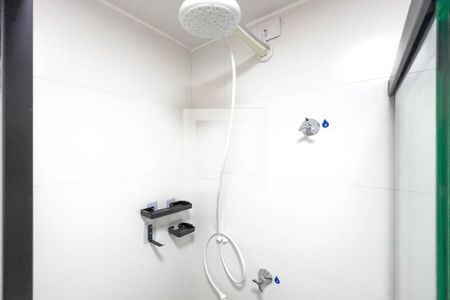 Banheiro de kitnet/studio para alugar com 1 quarto, 23m² em Vila Mariana, São Paulo