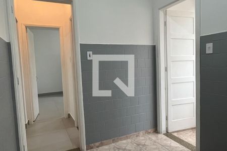 Cozinha de apartamento para alugar com 2 quartos, 69m² em Embaré, Santos