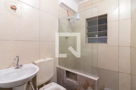 Banheiro e Área de Serviço de apartamento para alugar com 1 quarto, 20m² em Santana, São Paulo