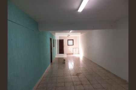 Casa à venda com 3 quartos, 200m² em Vila Mazzei, São Paulo
