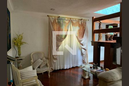 Casa à venda com 3 quartos, 400m² em Vila Mazzei, São Paulo