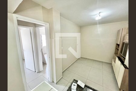 Cozinha e Área de Serviço de apartamento para alugar com 2 quartos, 68m² em Vila Aurora (Zona Norte), São Paulo