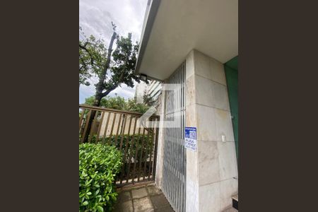 Apartamento à venda com 75m², 2 quartos e 1 vagaFachada