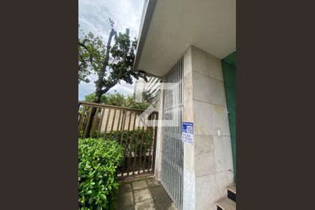 Apartamento à venda com 75m², 2 quartos e 1 vagaFachada