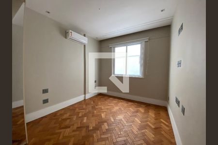 Apartamento à venda com 75m², 2 quartos e 1 vagaSuíte