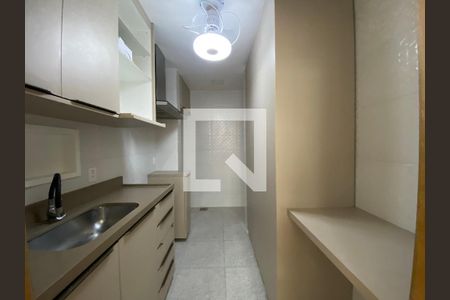 Apartamento à venda com 75m², 2 quartos e 1 vagaCozinha