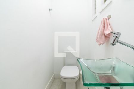Lavabo  de casa à venda com 4 quartos, 300m² em Vila Guarani, São Paulo