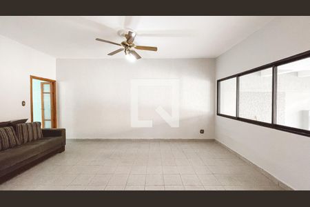 Sala de casa à venda com 3 quartos, 150m² em Água Fria, São Paulo