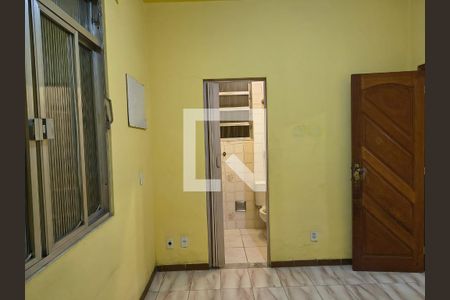 Sala de casa à venda com 3 quartos, 80m² em Parada de Lucas, Rio de Janeiro