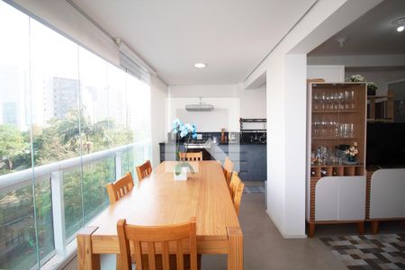 Apartamento à venda com 2 quartos, 72m² em Pinheiros, São Paulo