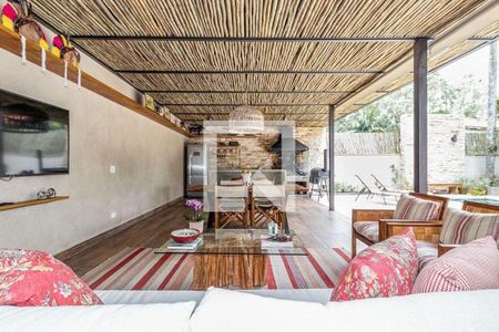 Casa à venda com 3 quartos, 500m² em Jardim Viana, São Paulo