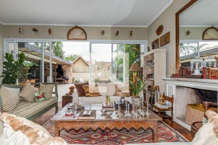 Casa à venda com 3 quartos, 390m² em Jardim Viana, São Paulo