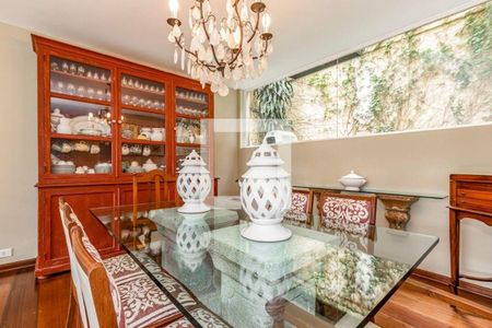 Casa à venda com 3 quartos, 390m² em Jardim Viana, São Paulo