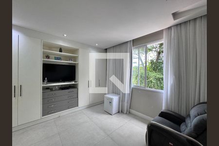 Suíte  de apartamento à venda com 3 quartos, 200m² em Recreio dos Bandeirantes, Rio de Janeiro